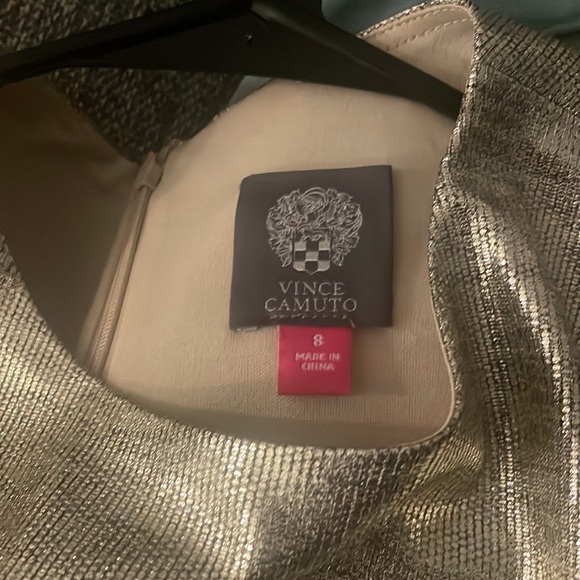 Beautiful gold dress! - Picture 6 of 6